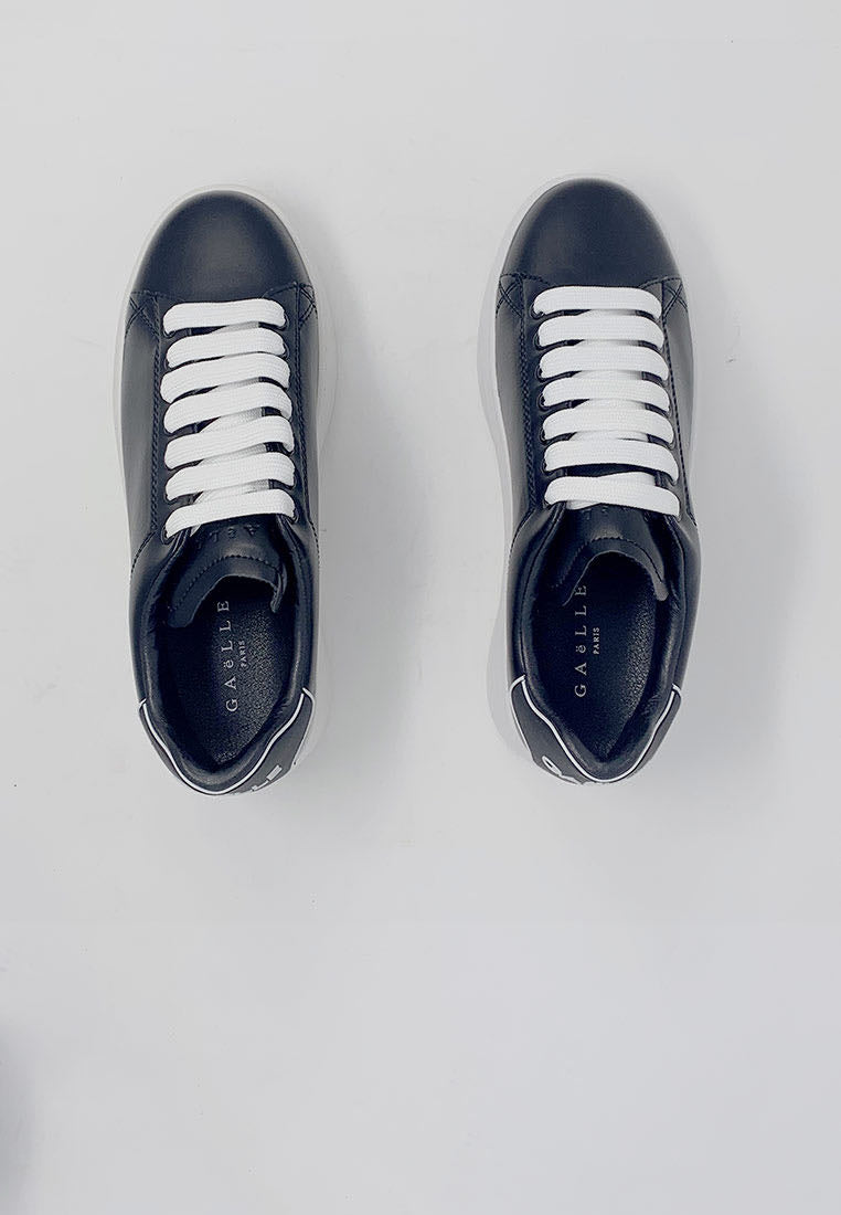 Gaelle sneakers uomo nera con talloncino nero  e logo in contrasto