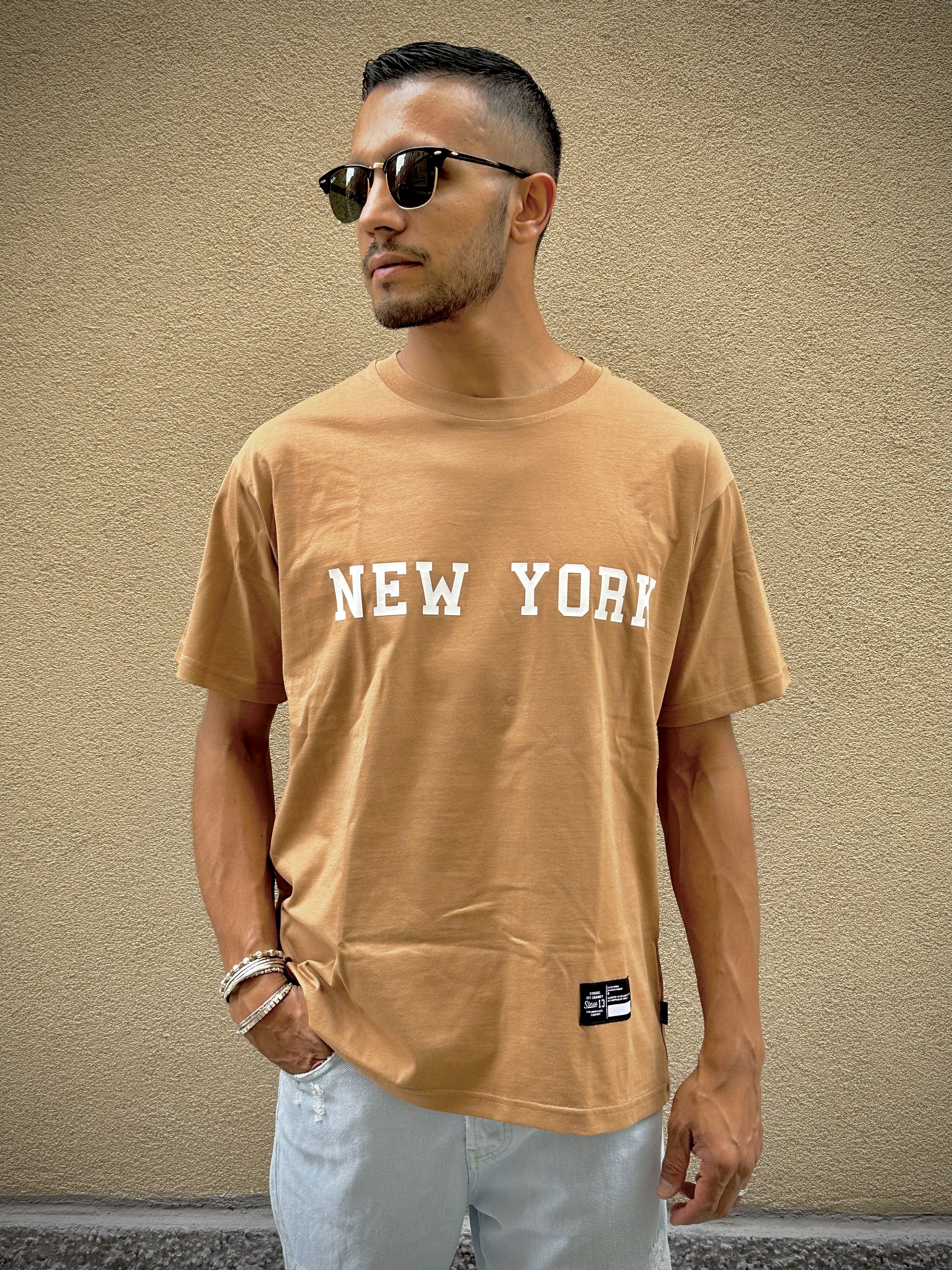 ko samui t-shirt uomo cammello over fit con stampa bianca NEY YORK