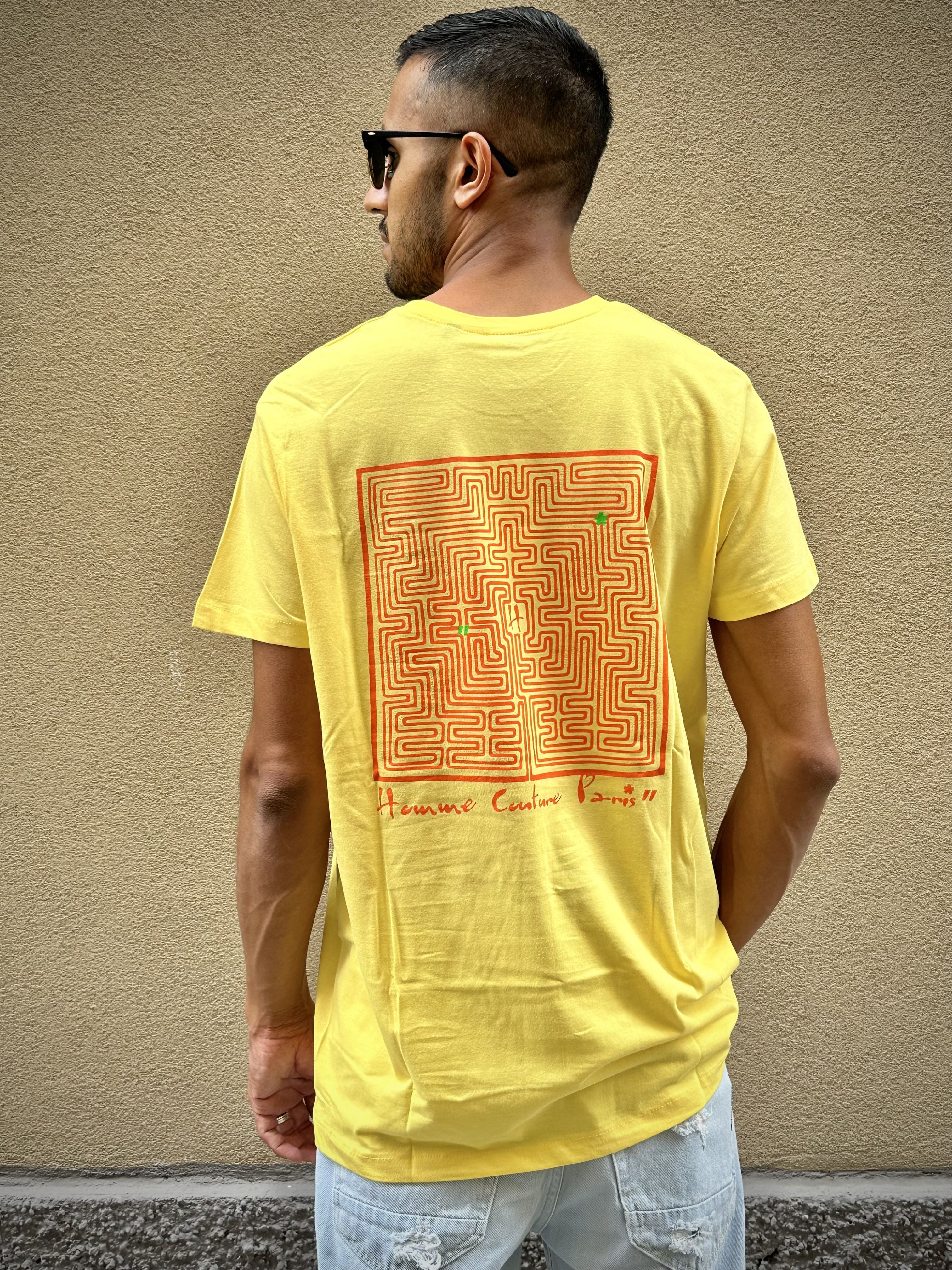 Daniele alessandrini t-shirt uomo gialla con stampa labirinto dietro