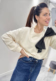 You decide felpa donna grigia  con spilla fiocco nero