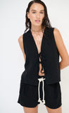 GILET DONNA IN LINO NERO  CON LACCI DAVANTI