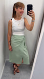 You decide gonna donna pareo in lino menta