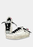 Crime London Sneakers donna bianca con glitter argento  e talloncino fucsia con catena