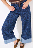 Kikisix jeans donna a palazzo con risvolto fantasia maculata