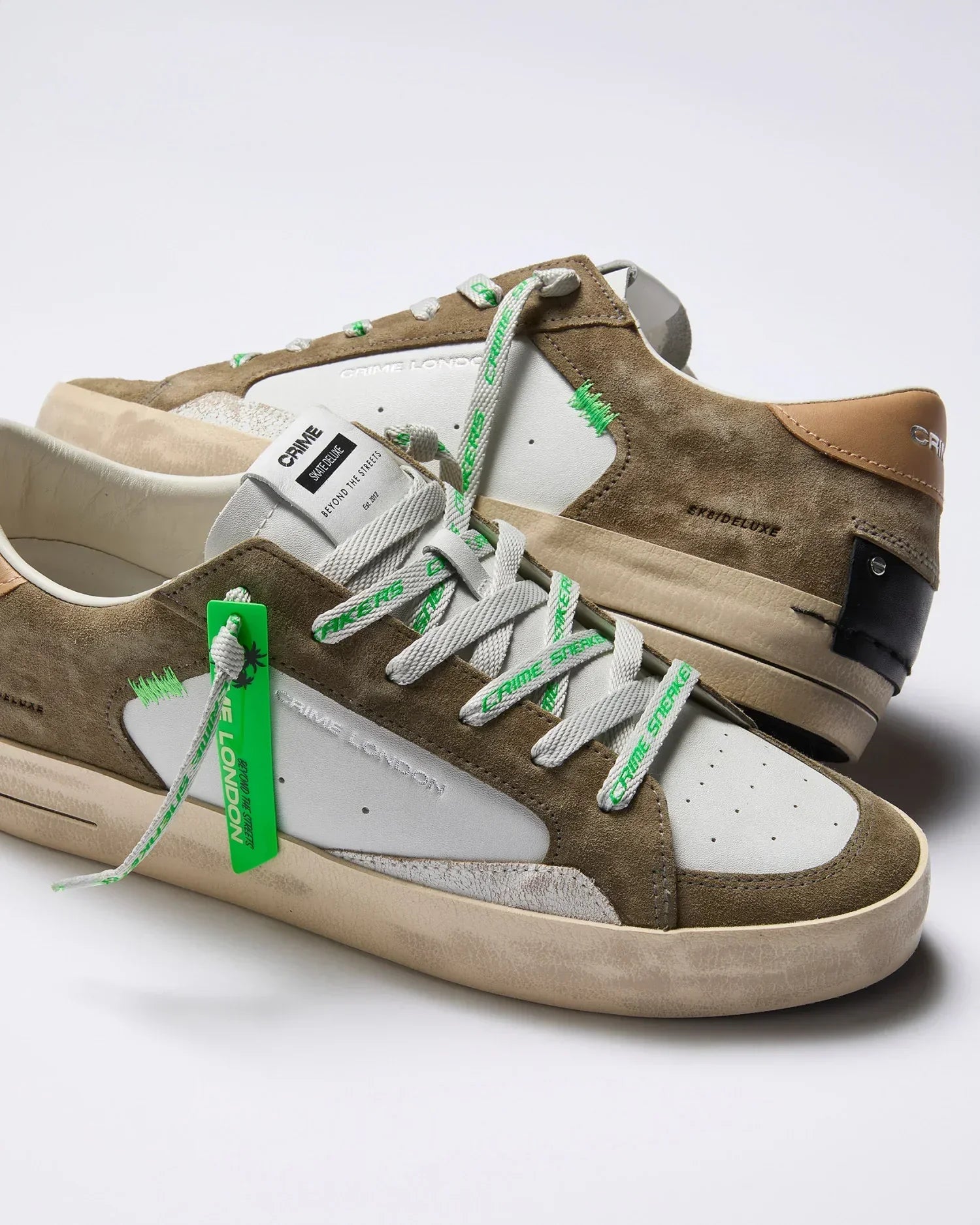 Crime london sneakers uomo in pelle modello sk8 deluxe colore verde