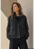 You Decide You Decide Donna Giacca tasconi 46 vi 40 ny 14 pl nero, modello J11142\001, colore NERO, immagine principale — Immagine parzialmente generata o modificata con AI